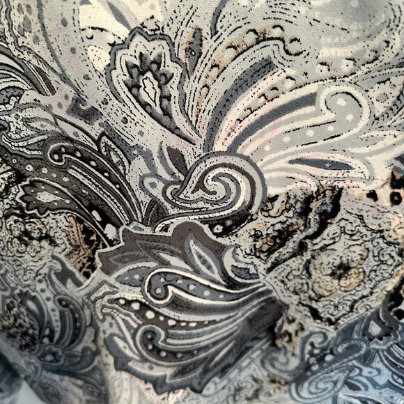 Chicos Gray Paisley Top Size 3 (Womens XL) Long Sleeve Career Blouse Preppy - Picture 5 of 8